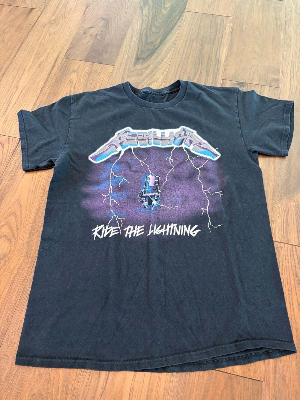 Metallica Ride The Lightning Album Cover Graphic Band T-Shirt Black